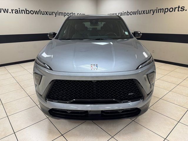 Used 2025 Buick Enclave Sport Touring FWD image 2