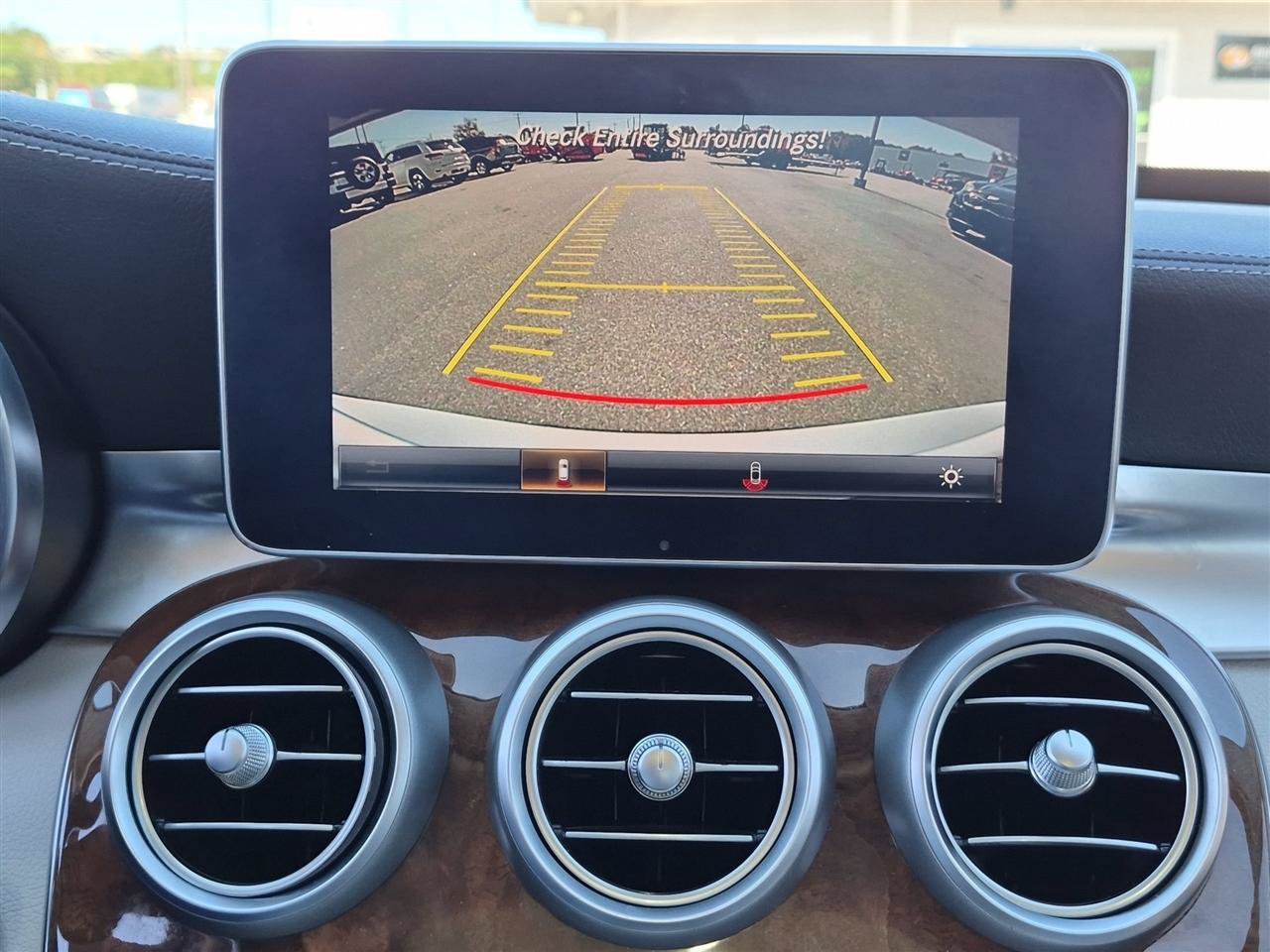 Used 2016 Mercedes-Benz C 300 4MATIC Sedan image 24