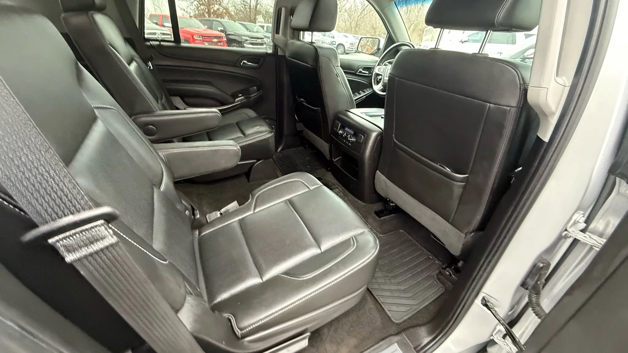 Used 2018 GMC Yukon SLT w/ Open Road Package image 31