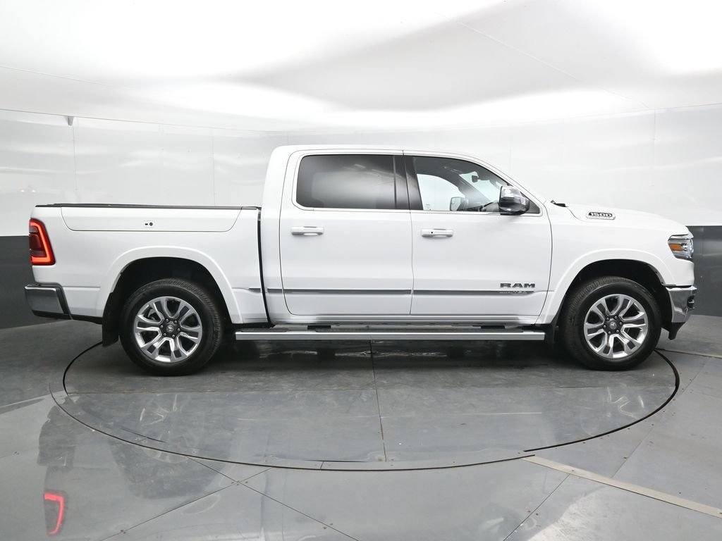 Used 2024 RAM 1500 Limited AWD/4WD image 3