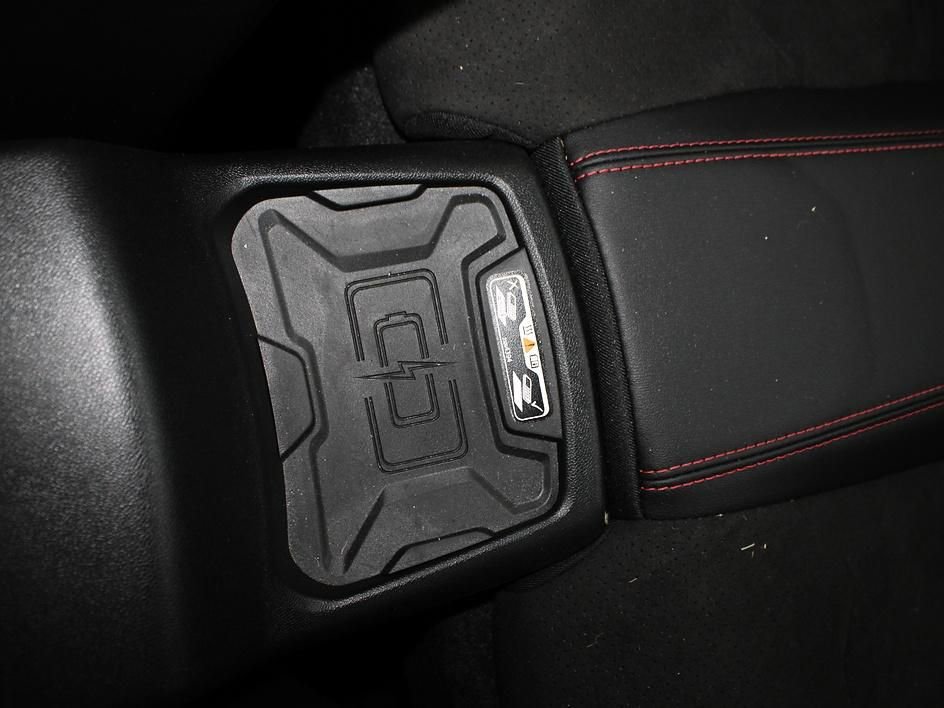 Used 2018 Chevrolet Camaro ZL1 image 29