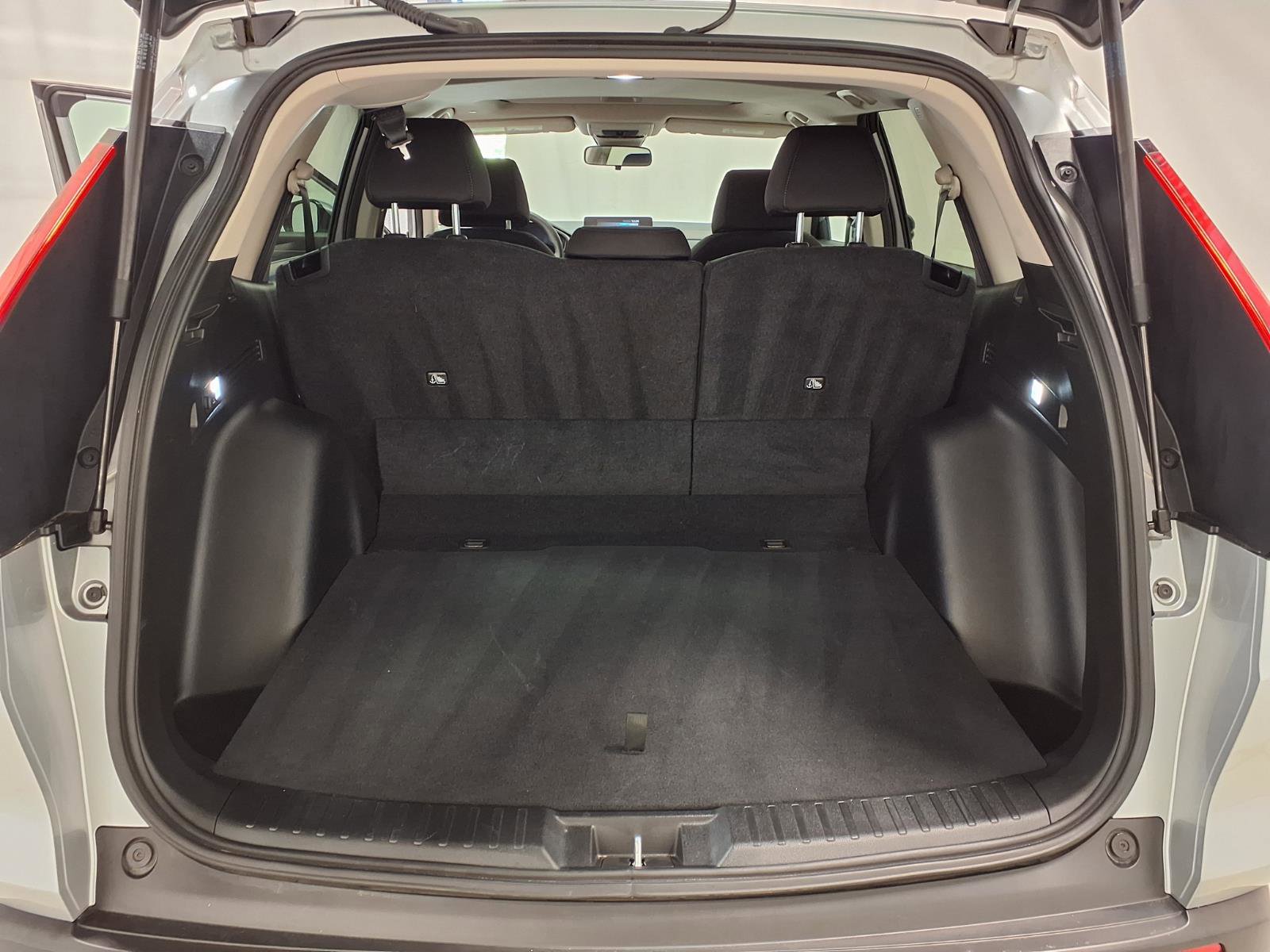 Used 2025 Honda CR-V EX image 28