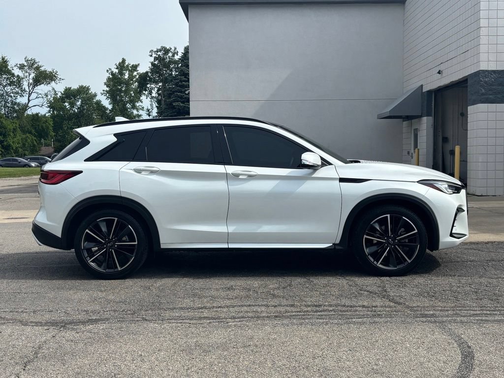 Used 2023 INFINITI QX50 Sport AWD/4WD image 2