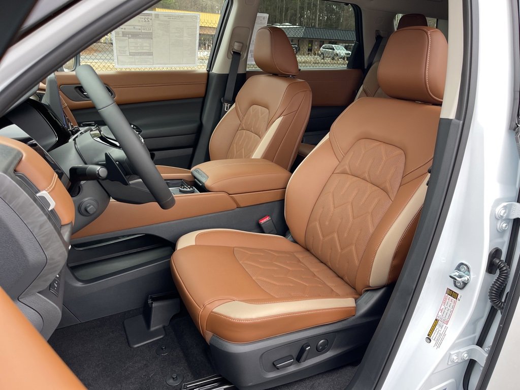 New 2026 Nissan Pathfinder Platinum image 18