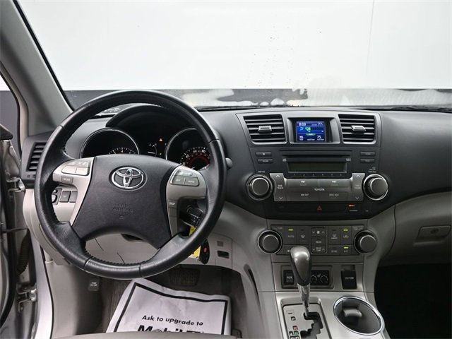 Used 2010 Toyota Highlander SE image 13
