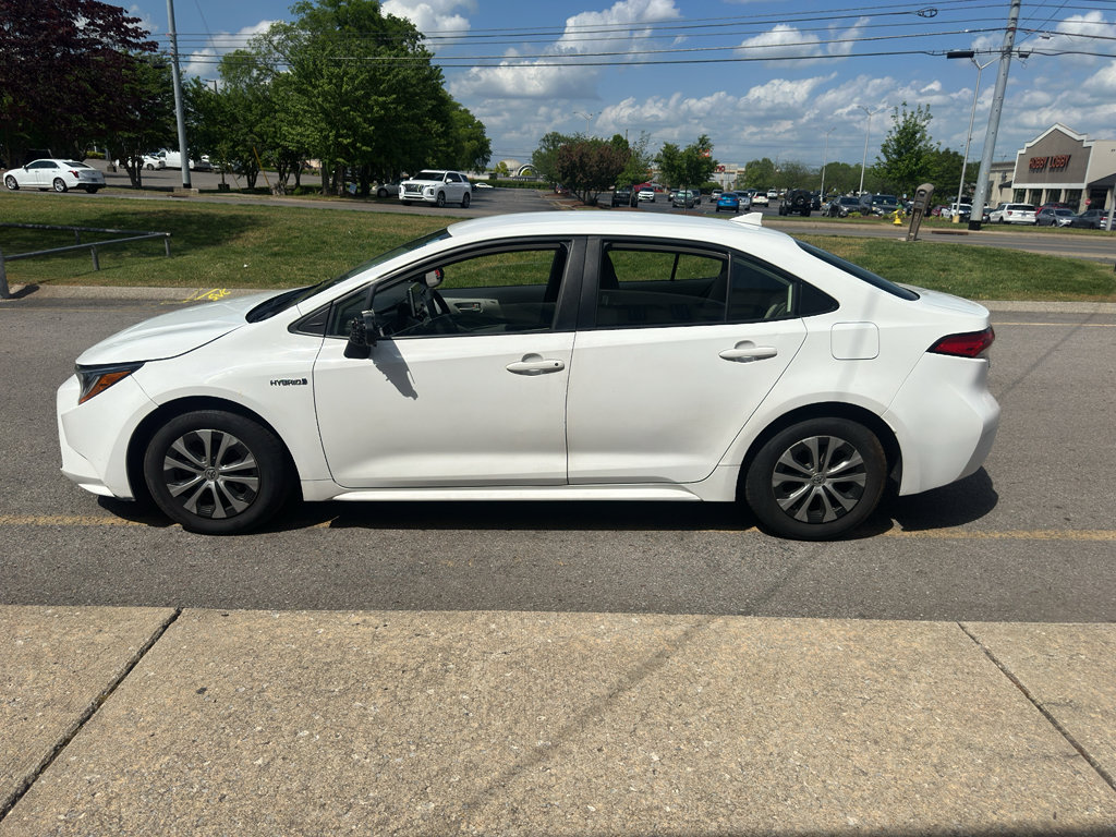 Used 2021 Toyota Corolla LE w/ Carpet Mat Package (TMS) image 8