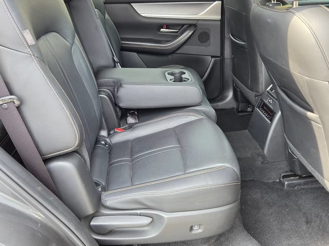 Used 2025 MAZDA CX-90 3.3 Turbo w/ Preferred Package AWD/4WD image 17