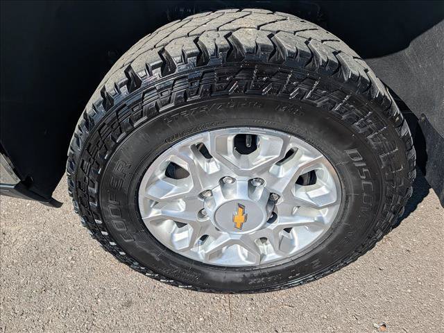 Used 2024 Chevrolet Silverado 3500 LT w/ Convenience Package AWD/4WD image 9