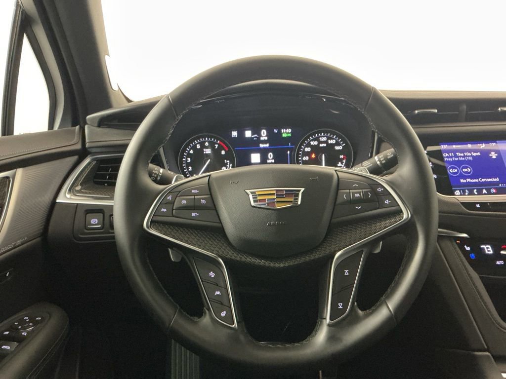 Used 2025 Cadillac XT5 Sportv w/ Technology Package AWD/4WD image 17