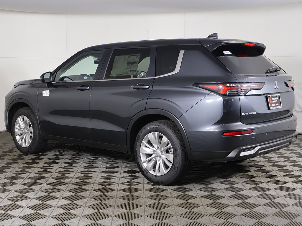 New 2026 Mitsubishi Outlander ES AWD/4WD image 9