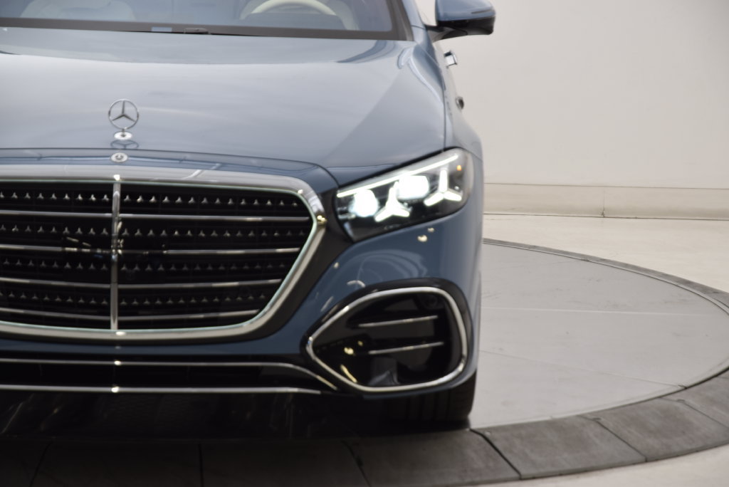 New 2027 Mercedes-Benz S 580 4MATIC Sedan image 10