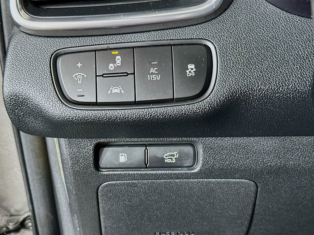 Used 2017 Kia Sorento SX image 10