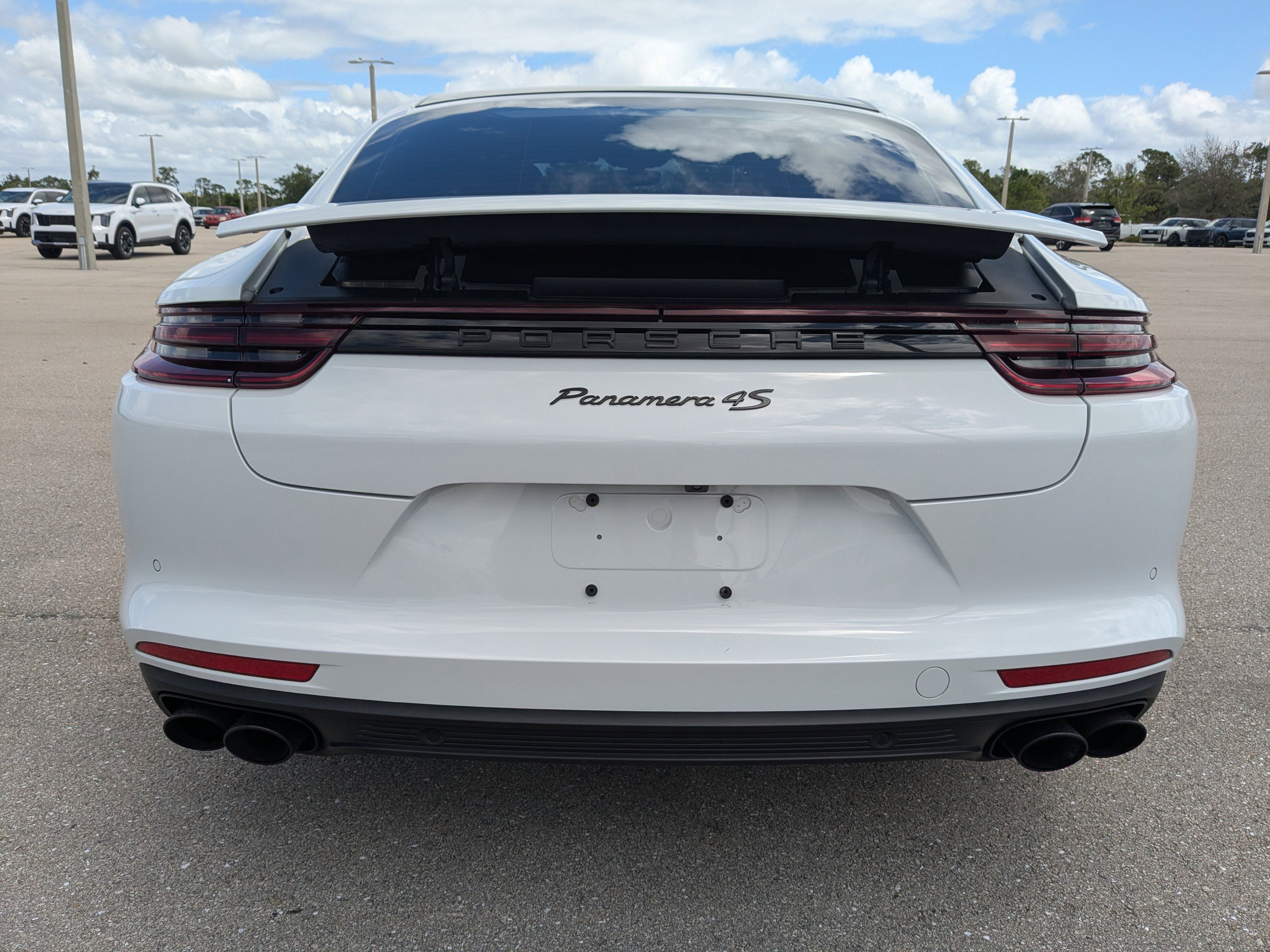 Used 2018 Porsche Panamera 4S w/ Premium Package Plus image 6