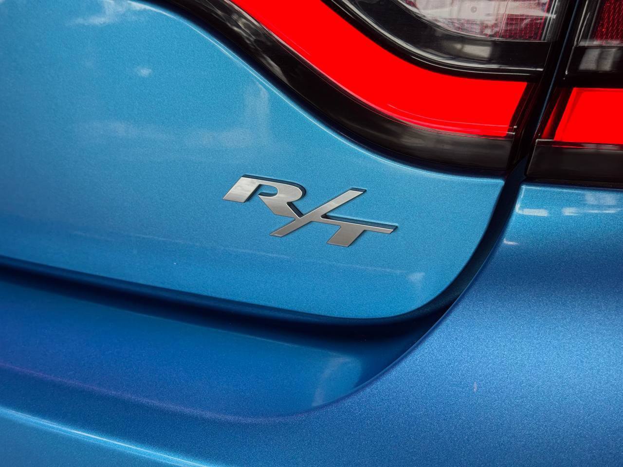 Used 2015 Dodge Charger R/T w/ Plus Group RWD image 36