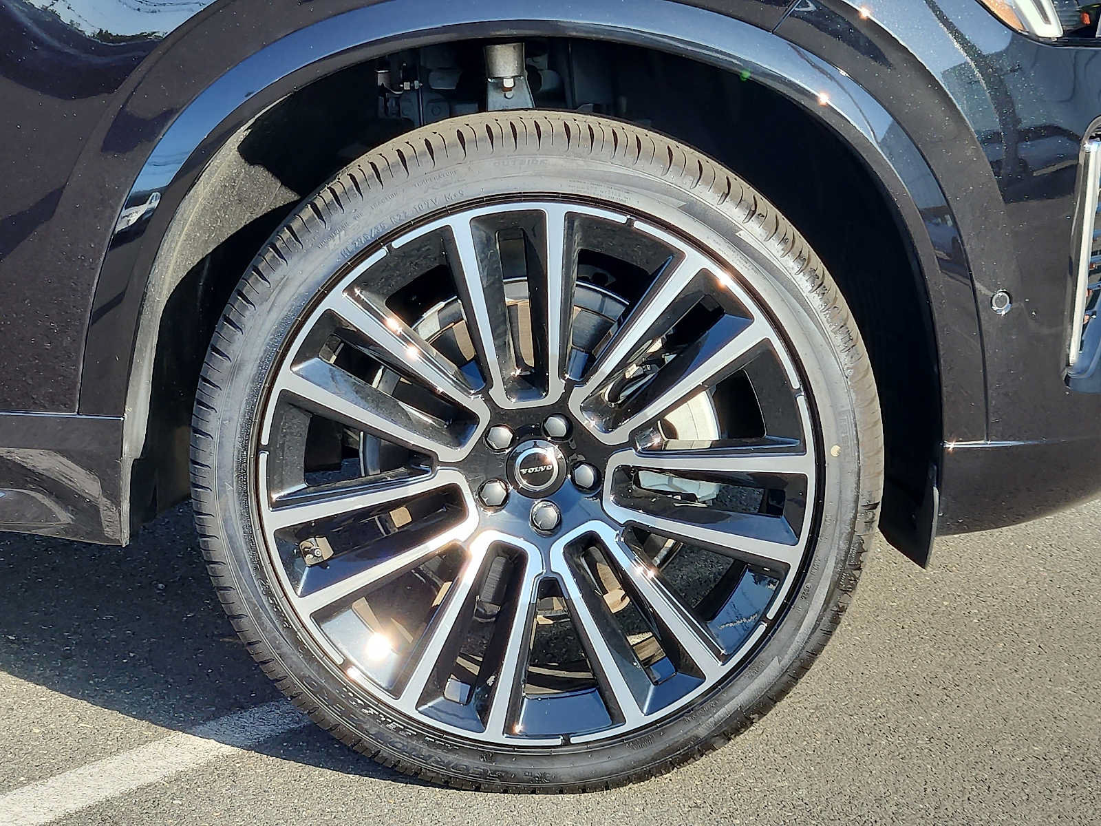 Used 2026 Volvo XC90 B6 Plus w/ Protection Package Premier AWD/4WD image 8