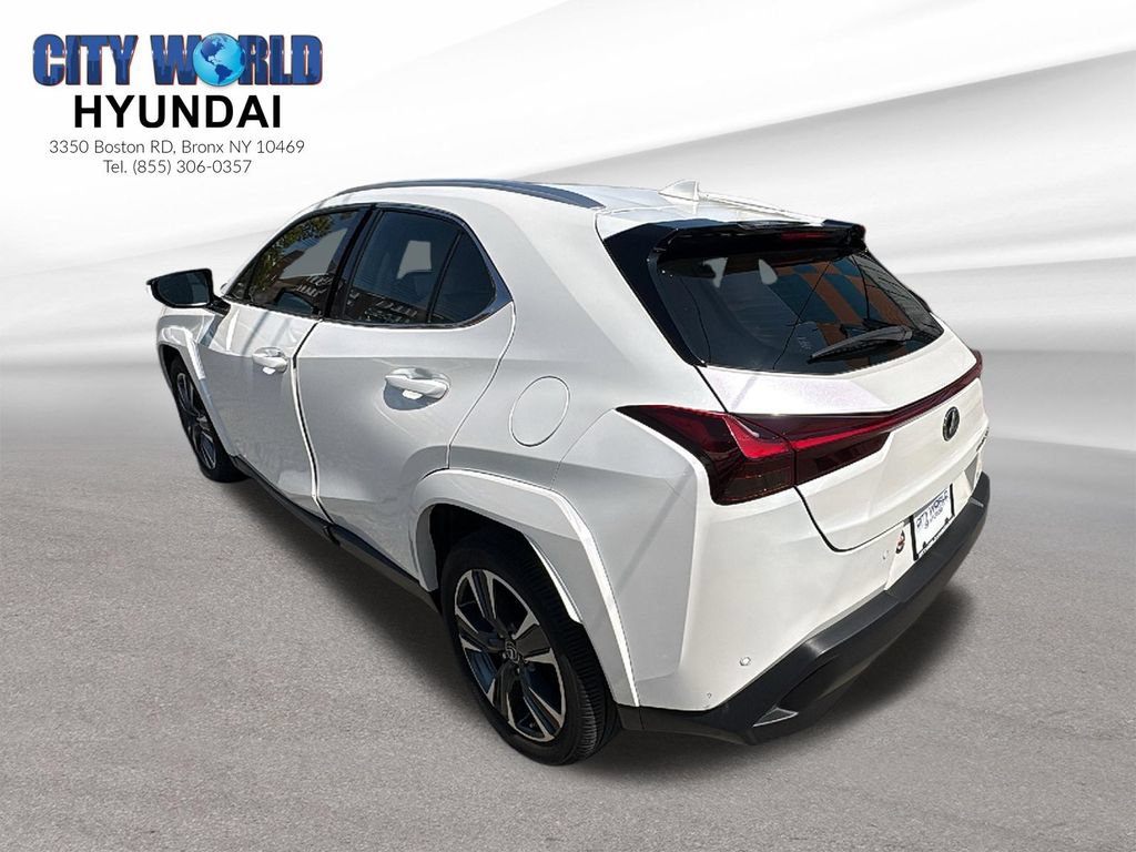 Used 2024 Lexus UX 250h AWD w/ Premium Package image 3