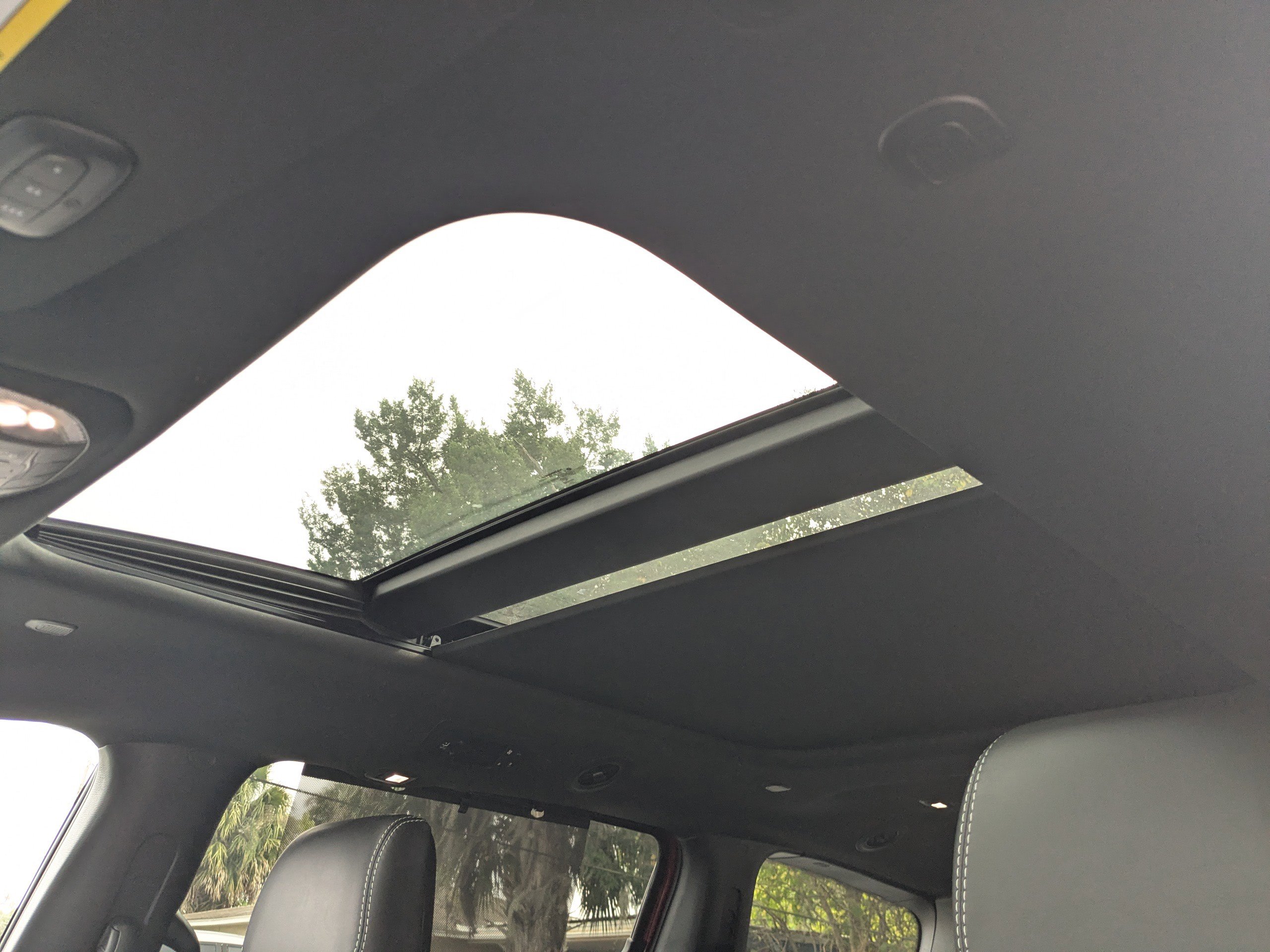 New 2026 Chrysler Pacifica Limited w/ S Appearance Package image 19