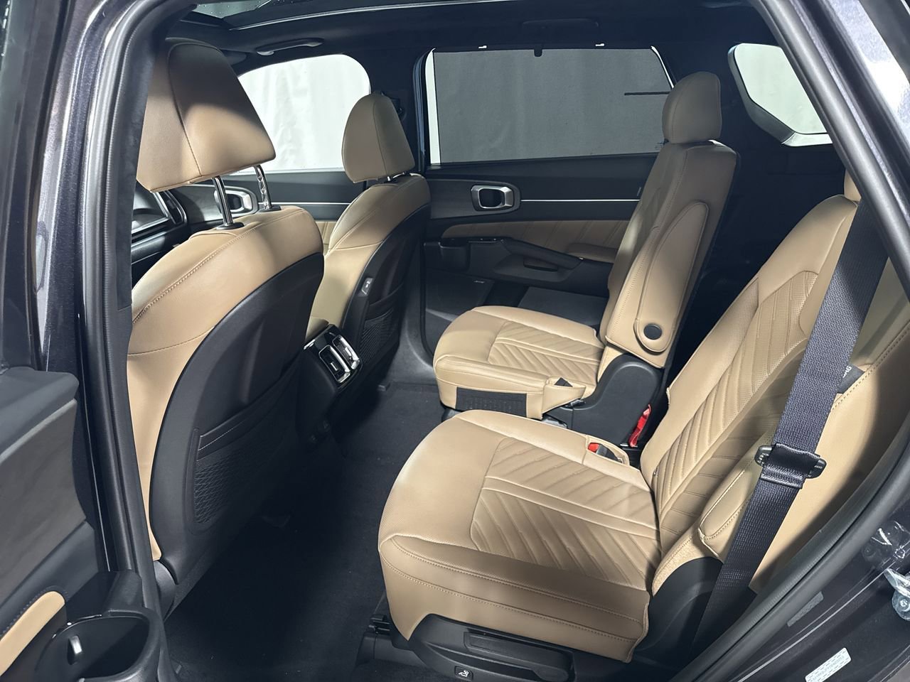 New 2026 Kia Sorento SX Prestige w/ Olive Brown Leather Package image 31