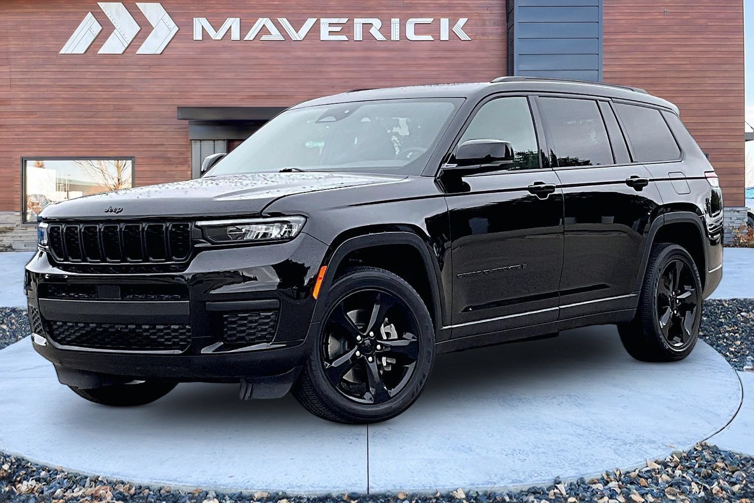 Used 2021 Jeep Grand Cherokee L Laredo AWD/4WD image 3