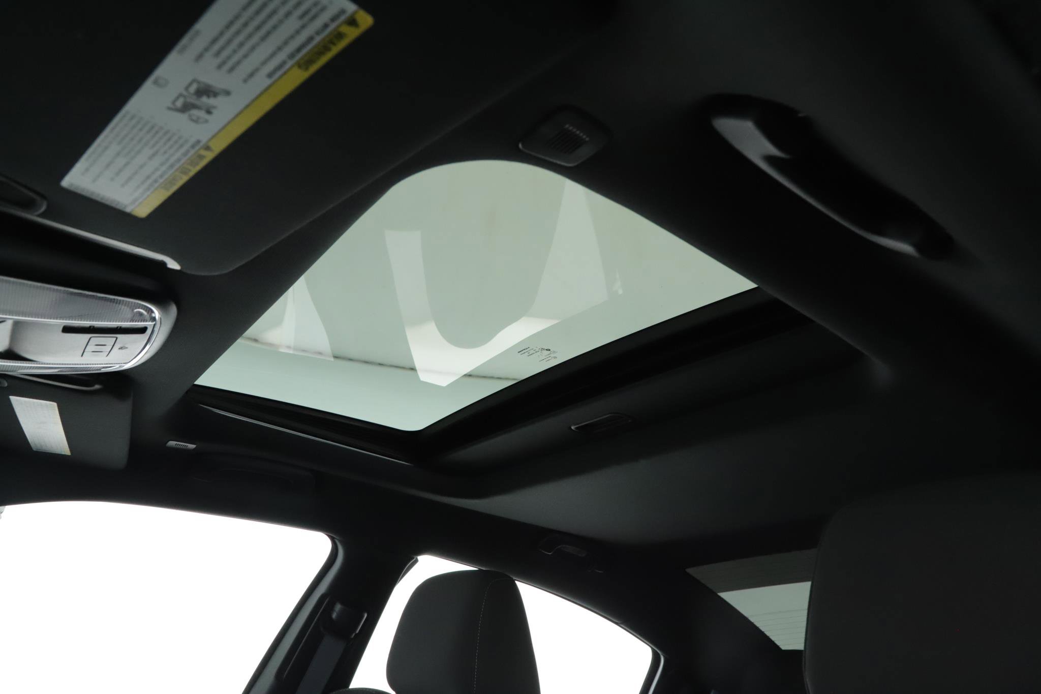 Used 2022 Dodge Charger GT w/ Blacktop Package image 16