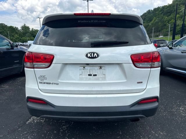Used 2016 Kia Sorento FWD image 5