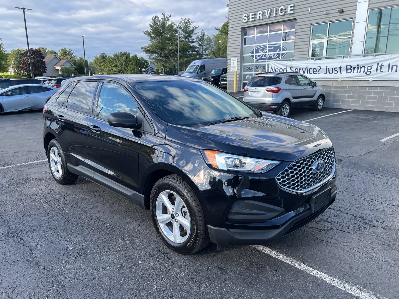 Used 2024 Ford Edge SE AWD/4WD image 7