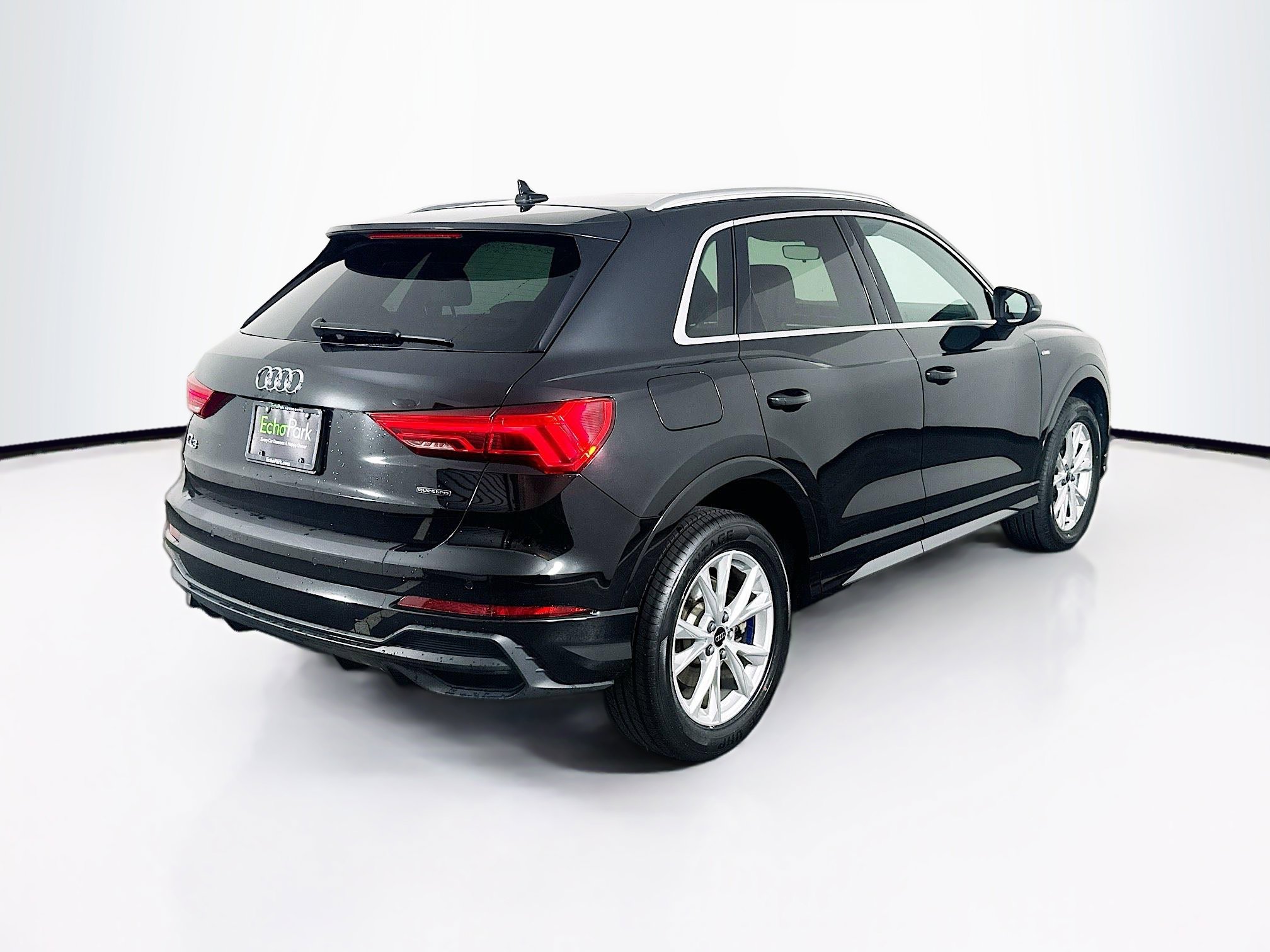 Used 2025 Audi Q3 2.0T Premium image 9