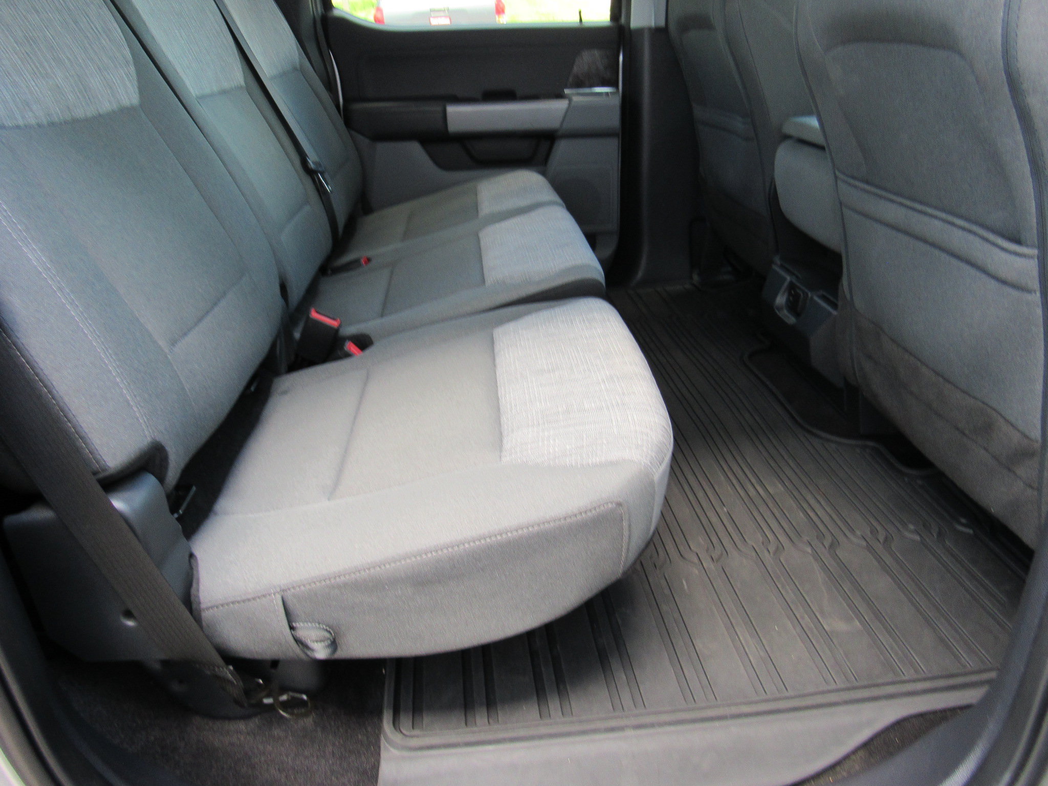 Used 2022 Ford F150 XLT w/ Equipment Group 302A High AWD/4WD image 32