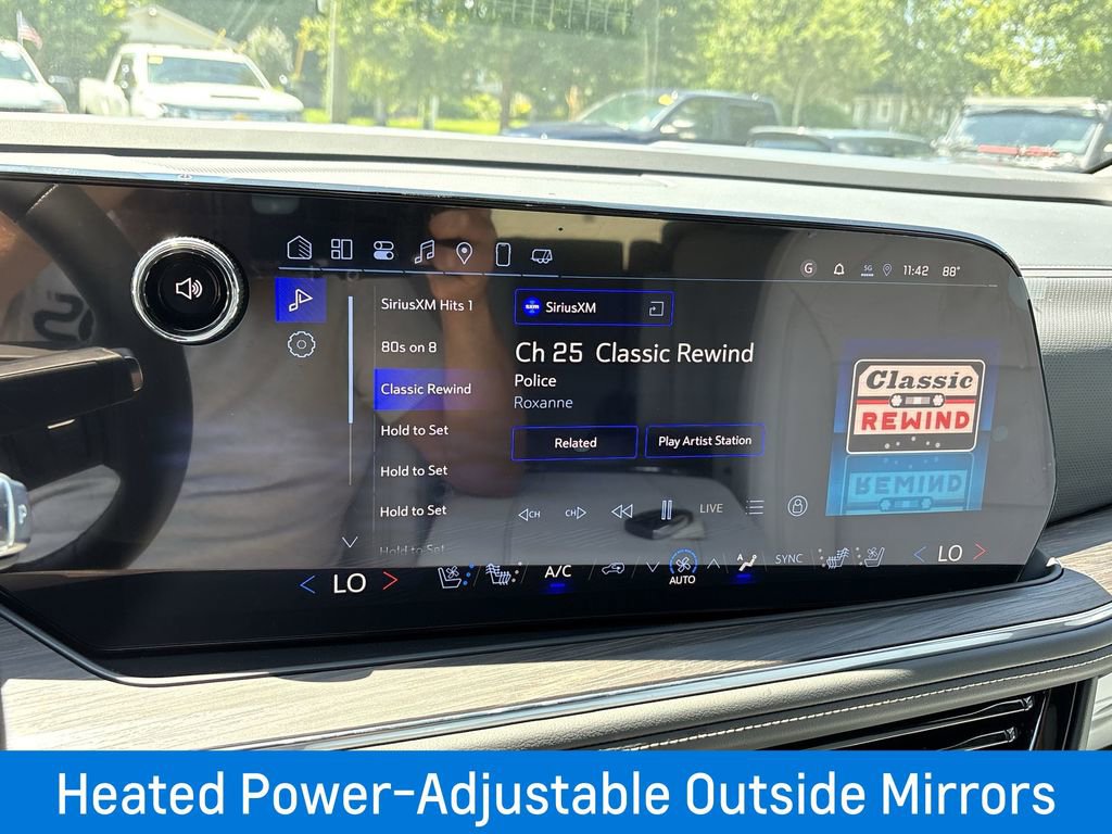 New 2025 Chevrolet Suburban Premier image 14