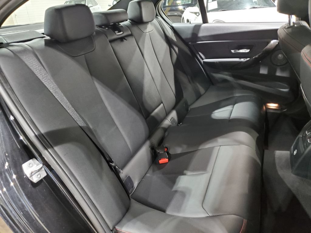 Used 2015 BMW 328i xDrive Sedan AWD/4WD image 19