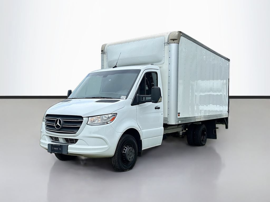 Used 2023 Mercedes-Benz Sprinter 4500 image 7