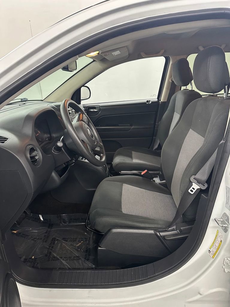 Used 2016 Jeep Compass Sport w/ Power Value Group image 11