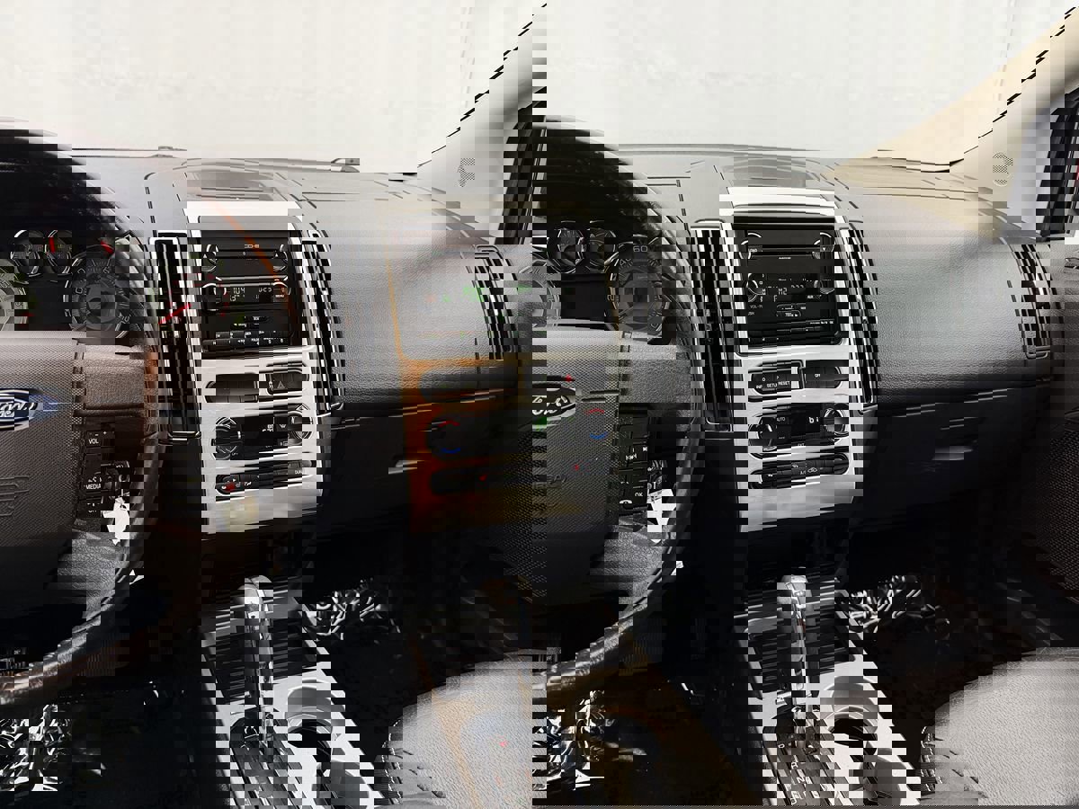 Used 2009 Ford Edge Limited image 15