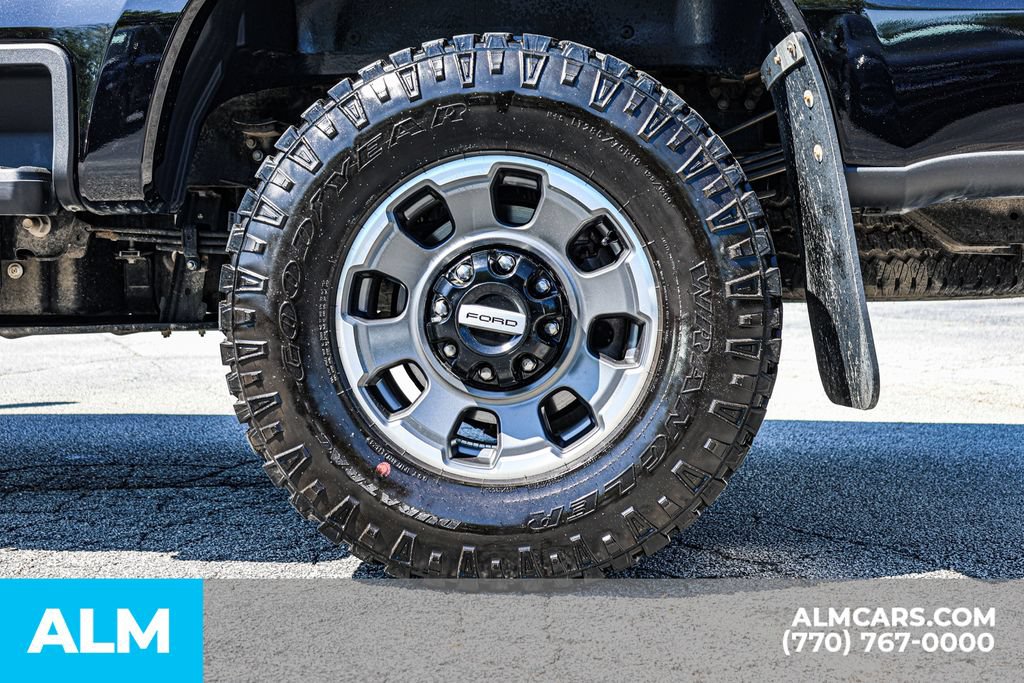 Used 2025 Ford F350 Platinum AWD/4WD image 16