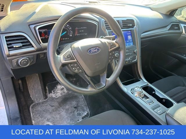 Used 2020 Ford Fusion SE image 7