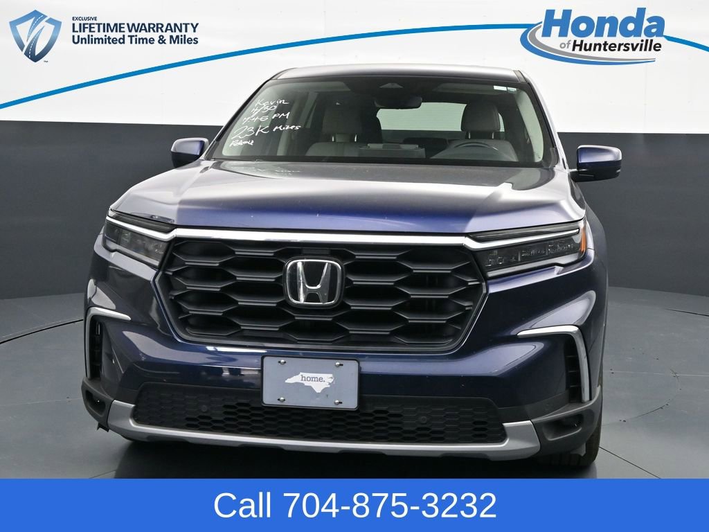 Used 2025 Honda Pilot EX-L image 2