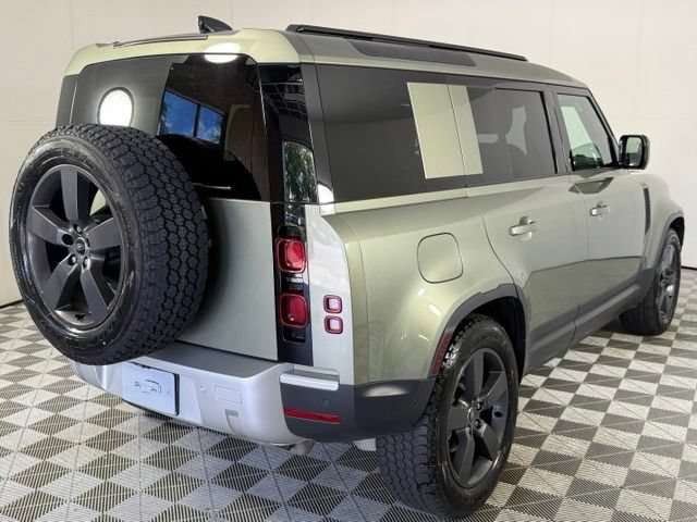Used 2025 Land Rover Defender 110 S AWD/4WD image 8