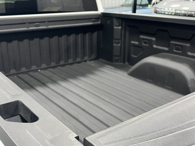 Certified 2023 GMC Sierra 1500 Pro w/ Graphite Edition AWD/4WD image 4