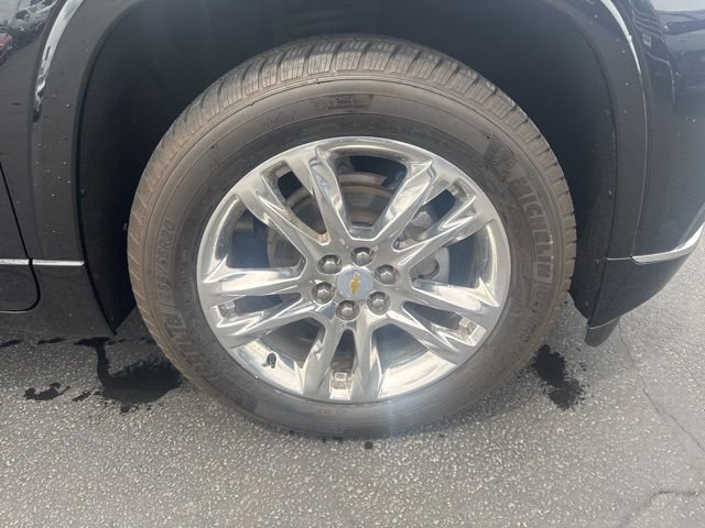 Used 2018 Chevrolet Traverse High Country AWD/4WD image 13