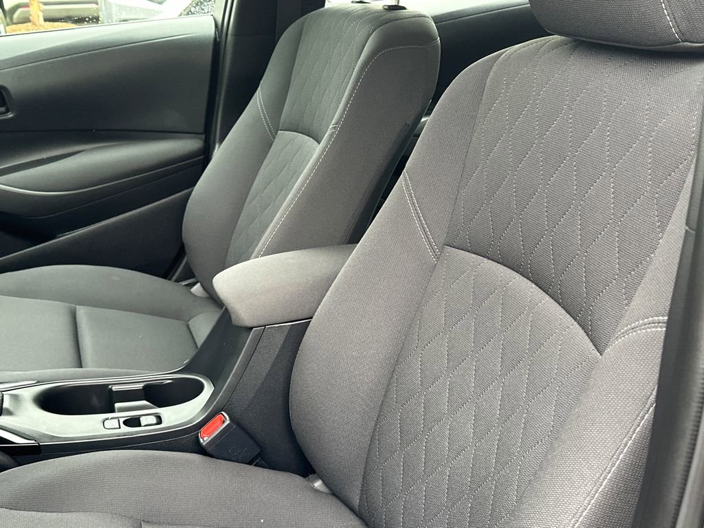 Used 2024 Toyota Corolla LE FWD image 16
