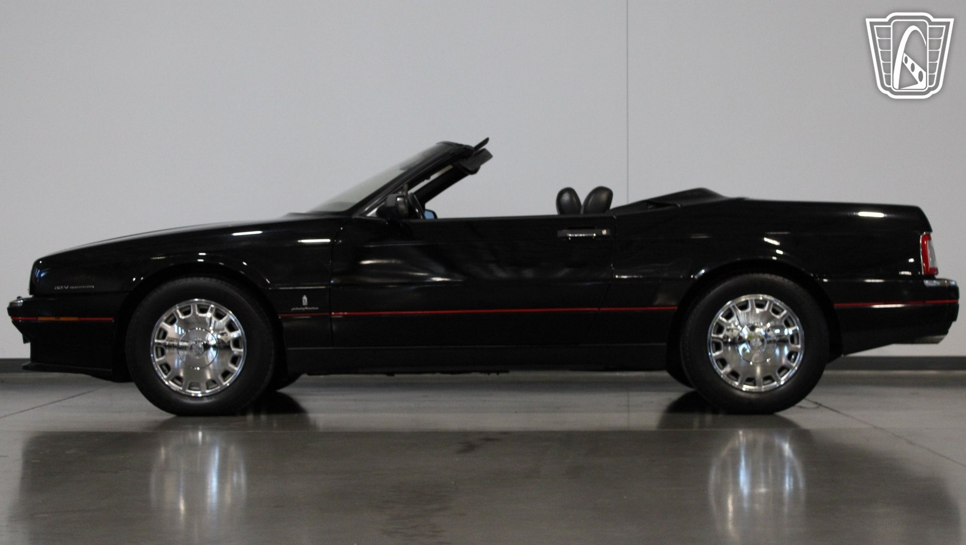 Used 1993 Cadillac Allante FWD image 36