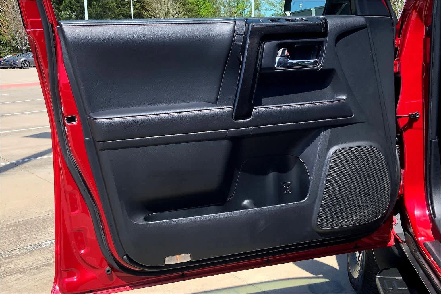 Used 2024 Toyota 4Runner TRD Off-Road Premium AWD/4WD image 21