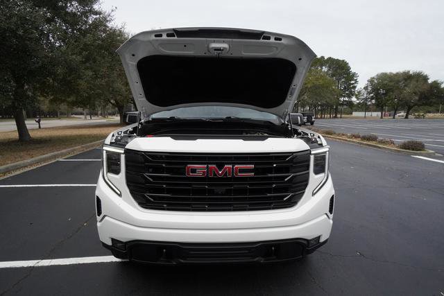 Used 2023 GMC Sierra 1500 Elevation w/ Elevation Premium Package image 9