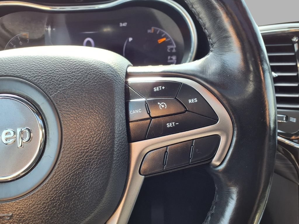 Certified 2021 Jeep Grand Cherokee Laredo X AWD/4WD image 14
