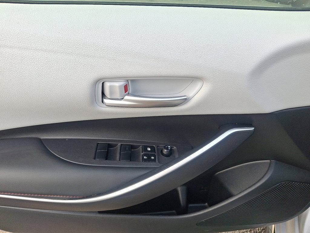 Used 2024 Toyota Corolla SE image 20