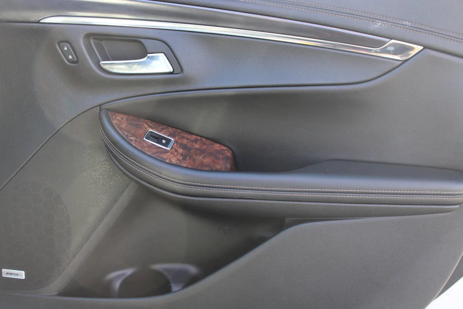 Used 2014 Chevrolet Impala LT FWD image 21