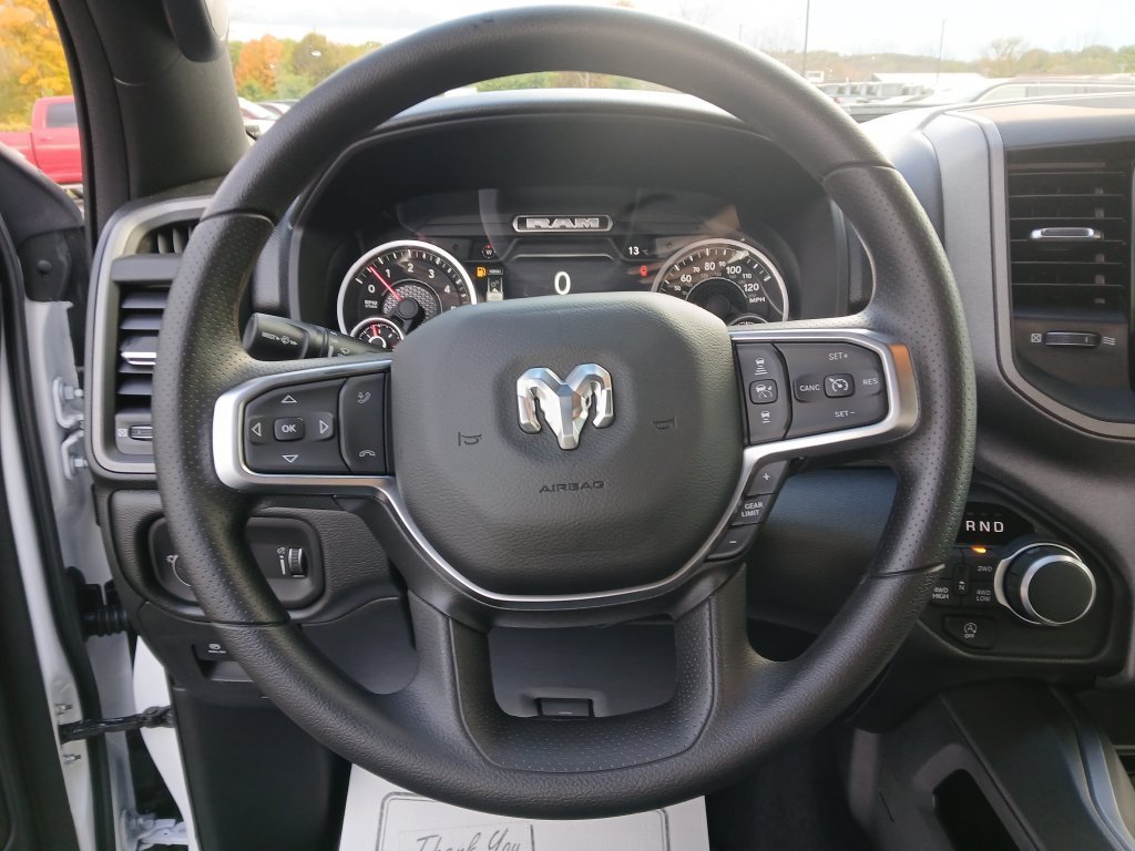 New 2027 RAM 1500 Express AWD/4WD image 15