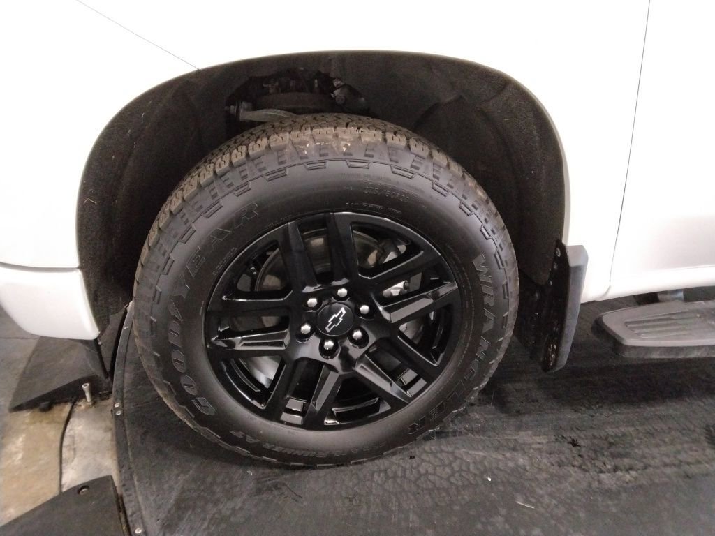 Used 2024 Chevrolet Silverado 1500 RST w/ Convenience Package II image 43