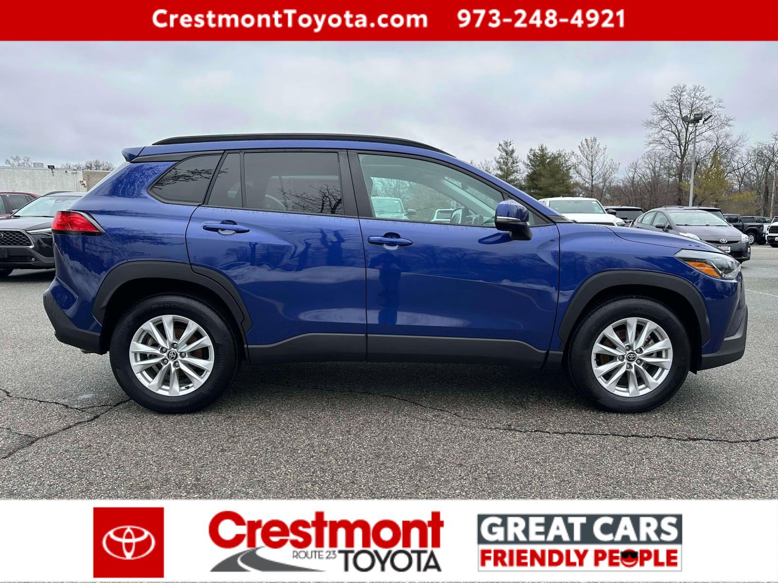 Certified 2023 Toyota Corolla Cross LE w/ Moonroof Package image 5
