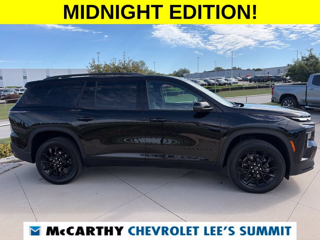 Used 2024 Chevrolet Traverse LT FWD image 13